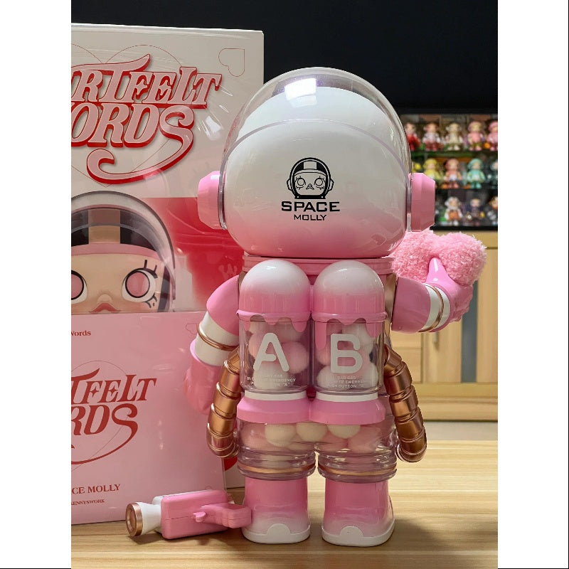 新品未使用MEGA MOLLY 400% White MEGA SPACE MOLLY 400% We Bare