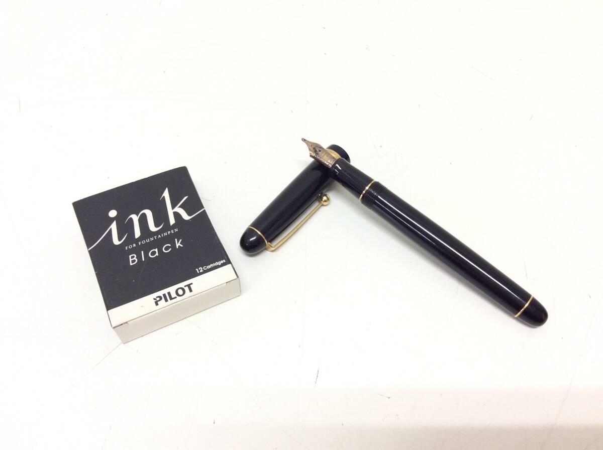 F1082】PILOT パイロット CUSTOM 万年筆 74 ペン先 14K 585刻印 万年筆