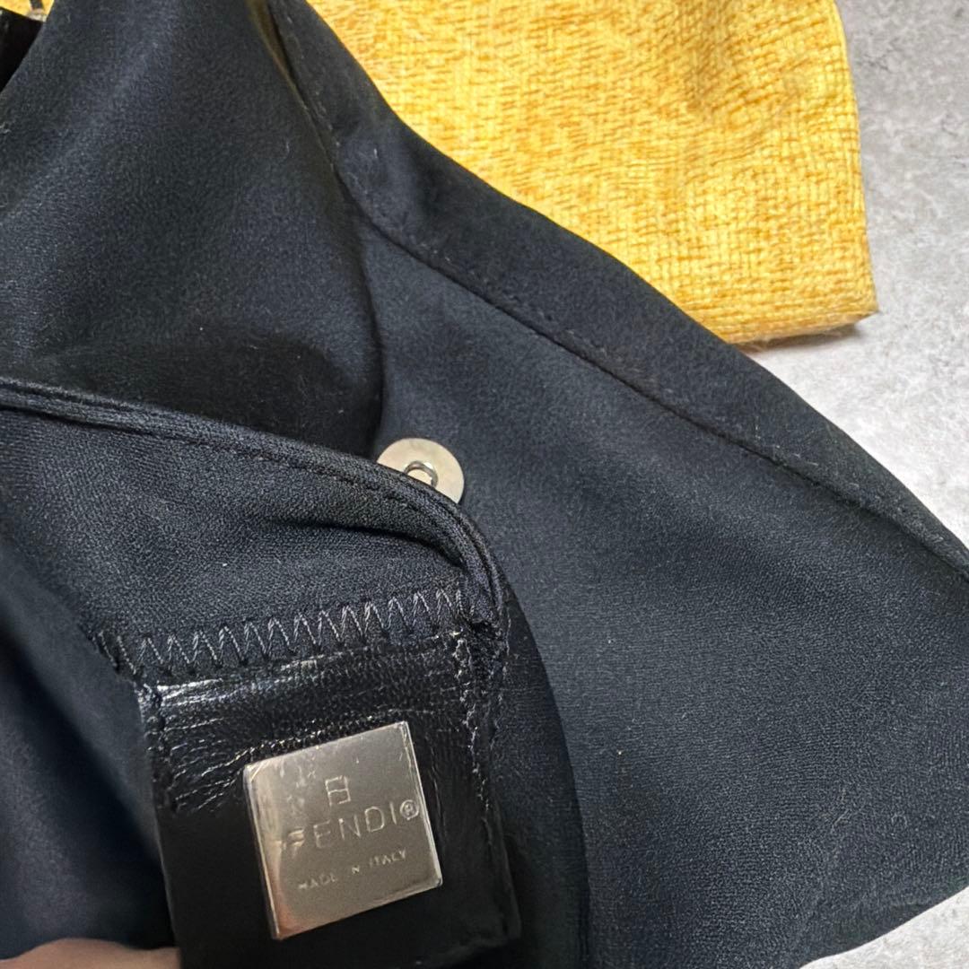 美品　FENDI フェンディ マンマバケット ハンドバッグ ブラック ジャージー