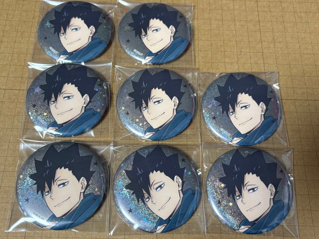 ハイキュー！！ コスモワールド 缶バッジ アップ 黒尾鉄朗 - メルカリ